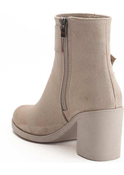 Kadın Topuklu Bot Bej Süet Hazır Taban Yan Tokalı indirimleri