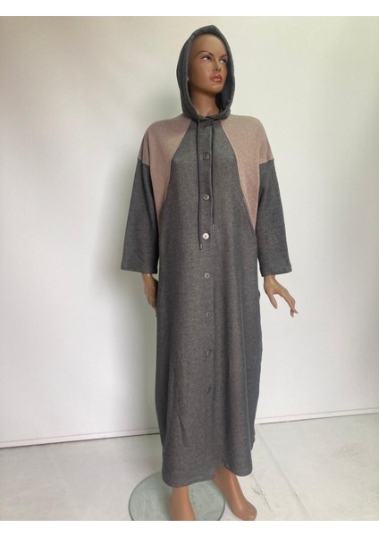2275_KADIN Spor Oversize Kapüşonlu Çıtçıtlı 3 Iplik Uzun Kap – Mevsimlik Tesettür Pardesü