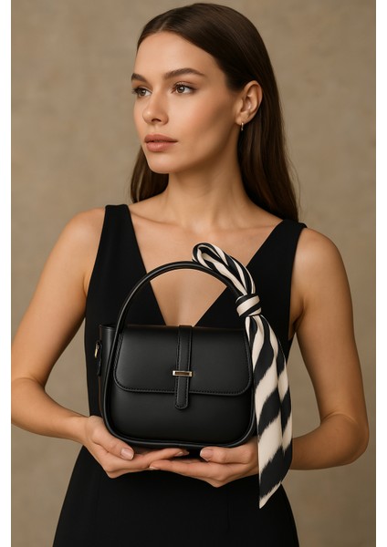 Kadın Gold Aksesuar Detaylı Ayarlanabilir Askılı Fular Hediyeli El Omuz ve Çapraz Çanta Milan fiyatları