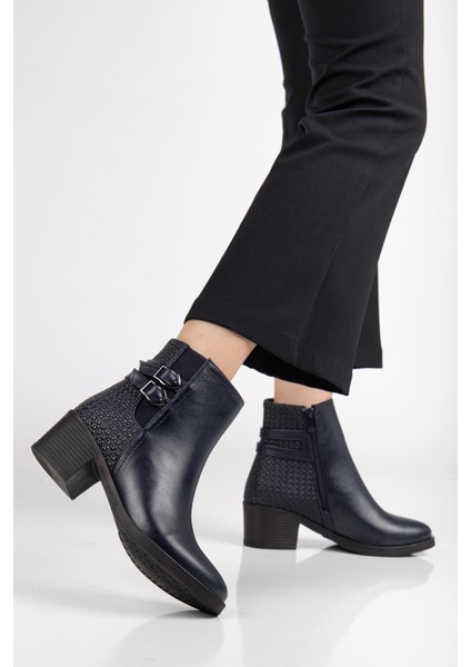 Lacivert Kadın Topuklu Bot Hasır Detaylı Suni Deri Tokalı fiyatları