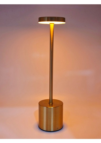 3 Renk Yanma Modlu Altın Renk Masa Lambası CT-8431