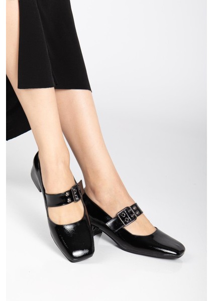 Kadın Kısa Topuklu Ayakkabı Siyah Rugan Baretli Küt Burun fiyatları