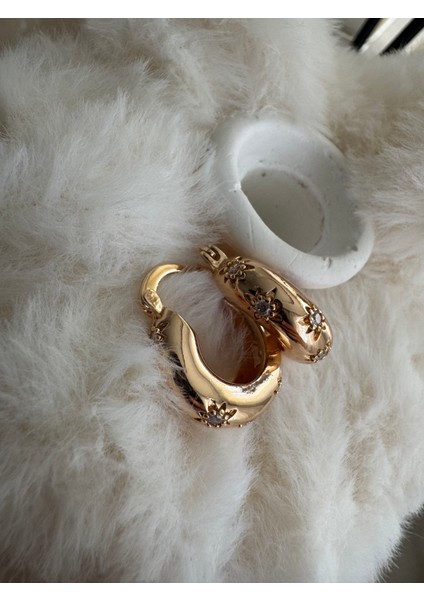 Yıldız Taş Detay Çelik Halka Küpe indirimleri