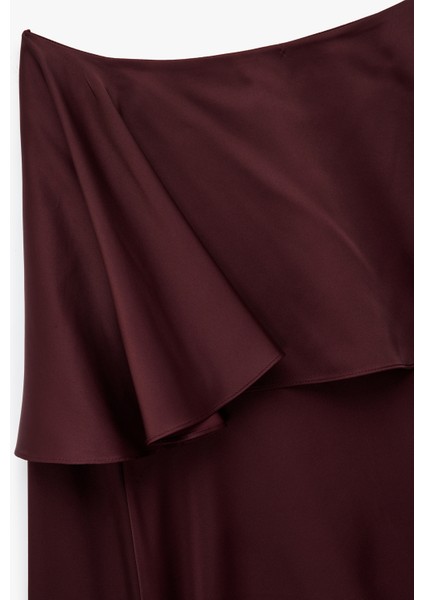 Uzun Kollu Kayık Yaka Asimetrik Kesim Saten Bluz modelleri