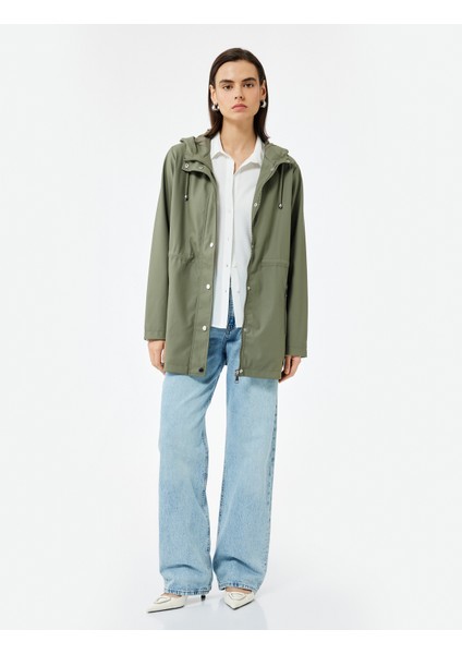 Cepli Beli Bağlamalı Uzun Kollu Fermuarlı Kapüşonlu Yağmurluk fiyatları