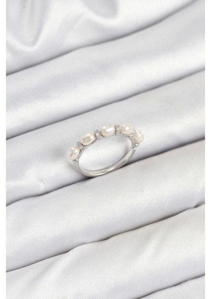 Bfs Pirinç Gümüş Renk Sıralı Incili Kadın Yüzük