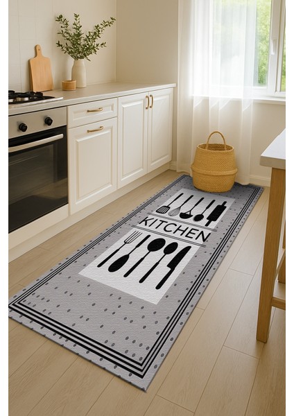 Gri Kitchen Yazılı Halı – Süpürgeyle Kolay Temizlenen Modern Tasarım