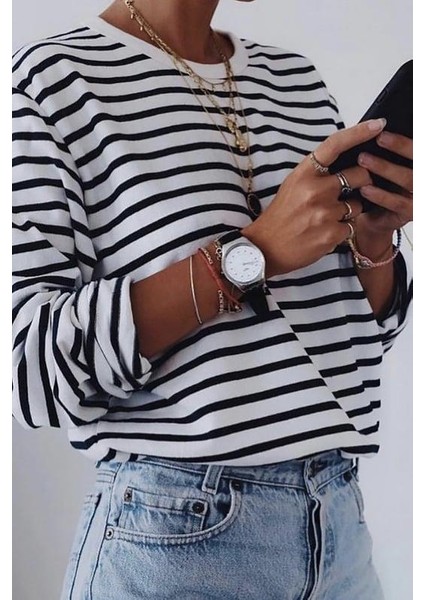 Beyaz Çizgili Sweatshirt MG2572 fırsatları