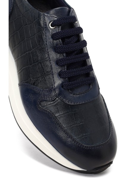 Erkek Lacivert Bağcıklı Kalın Tabanlı Deri Sneaker 25WFD622214