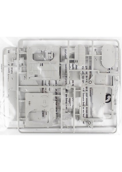 Hobbyboss 82411 1/35 Ölçek, AAVR-7A1 Amfibi Hücum Aracı, Plastik Model Kiti fiyatları