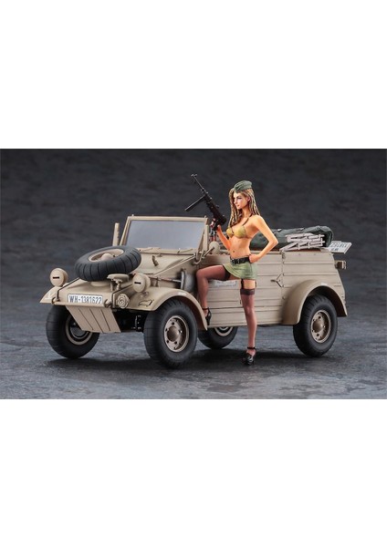 SP473 52273 1/24 Ölçek, Pkw.k1 Kübelwagen Type 82 (Balloon Tire) w/blonde Girl's Figure, Plastik Model Kiti fiyatları