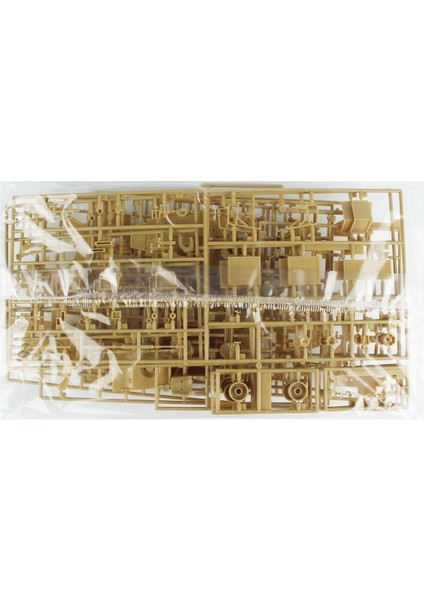 SP473 52273 1/24 Ölçek, Pkw.k1 Kübelwagen Type 82 (Balloon Tire) w/blonde Girl's Figure, Plastik Model Kiti fırsatları
