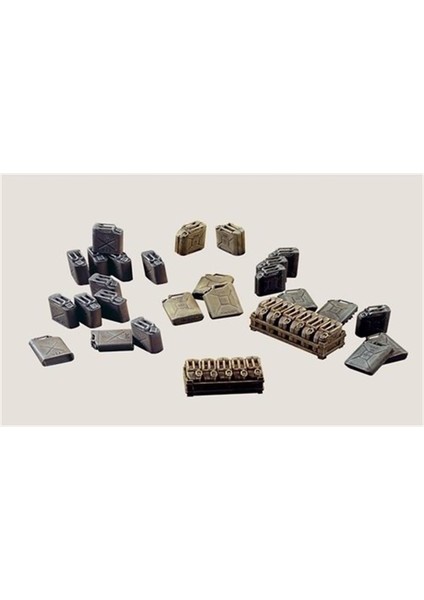 0402S 1/35 Ölçek, Yakıt ve Su Bidonları, Plastik Model Kiti fiyatları