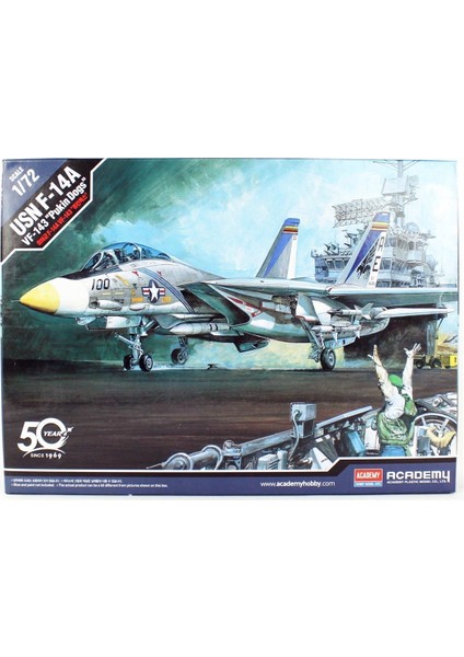 12563 1/72 Ölçek, Usn F-14A (VF-143 Pukin Dogs) Savaş Uçağı, Plastik Model Kiti
