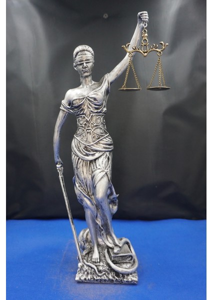 Themis Adalet Tanrıçası Heykeli – 44 cm Dekoratif Biblo, Ev & Ofis Aksesuarı Gümüş