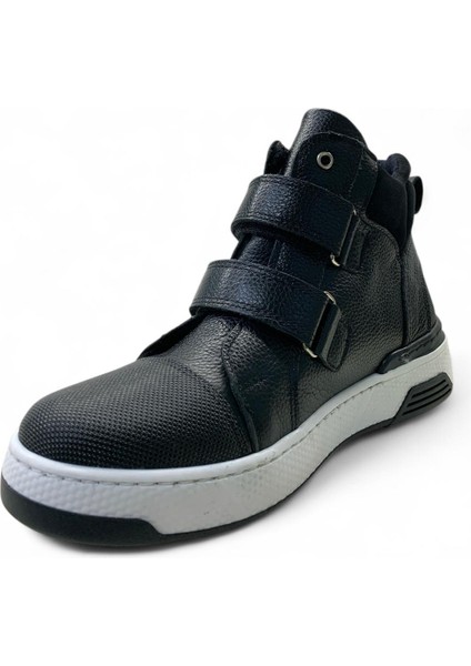 585 Genç Deri Bantlı Bot modelleri