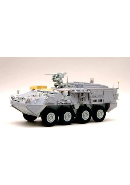 01559 1/35 Ölçek, M1133 Stryker (Mev) Zırhlı Tıbbi Tahliye Aracı, Plastik Model Kiti modelleri