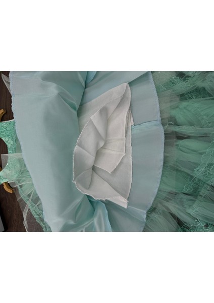 “kız Çocuk Abiye Elbise Yeşil Dantel Çiçek Detaylı Kat Kat Tül 6-10 Yaş Özel Gün Doğum Günü”