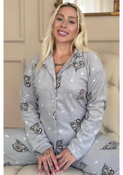 Gri Dreamy Bear Desenli Önden Düğmeli Peluş Polar Pijama Takımı