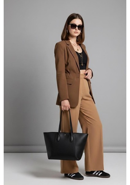 Lagraccio Paris Kadın Mors Büyük Boy Omuz Çantası Siyah fiyatları