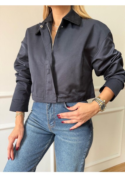 Lacivert Kadife Yaka Kısa Ceket
