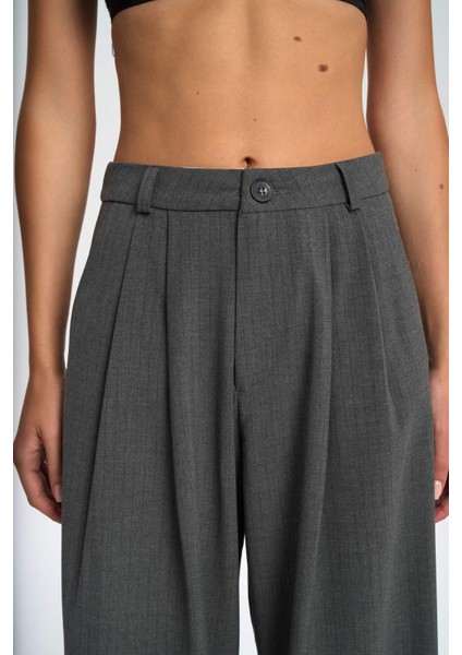 Jessical Çizgili Füme Pantolon