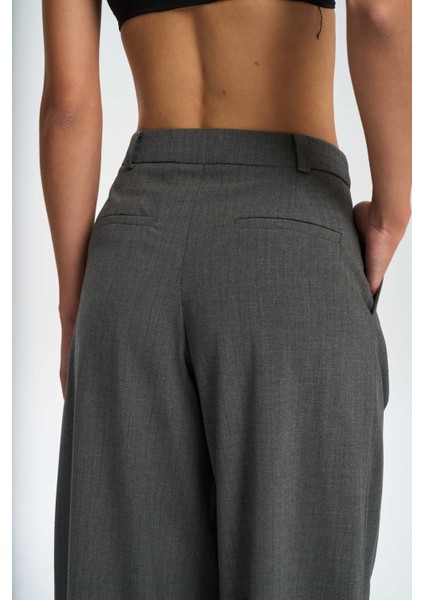 Jessical Çizgili Füme Pantolon