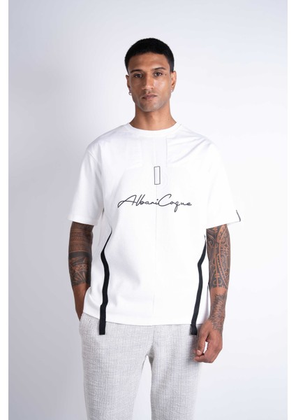 Erkek Kısa Kollu Baskılı ve Şeritli Beyaz T-Shirt modelleri