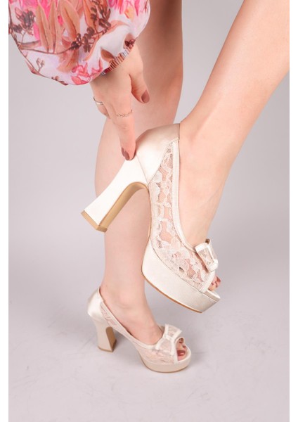 Mesa Güpür Garnili Saten Platform Topuklu Ayakkabı Ten