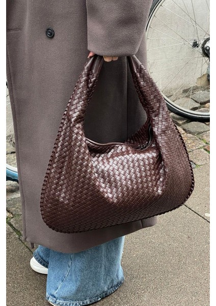 Kadın Retro Xl Acı Kahve Omuz Çantası