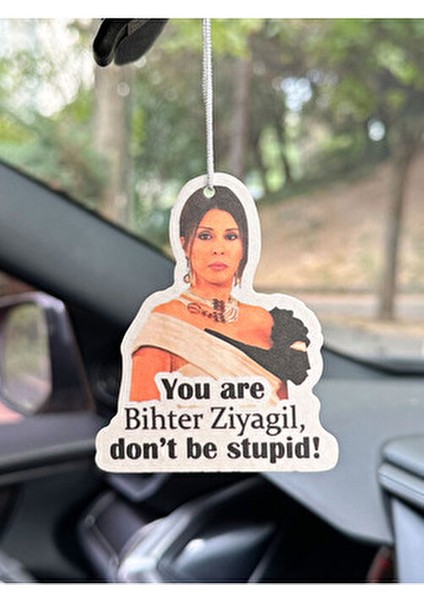 Firdevs Yöreoğlu Figürlü Dekoratif Oto Kokusu Şık Tasarım ve Fresh Koku fiyatları