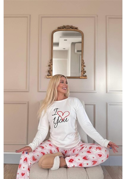Ekru Love You Desenli Termal Kadın Pijama Takımı fırsatları