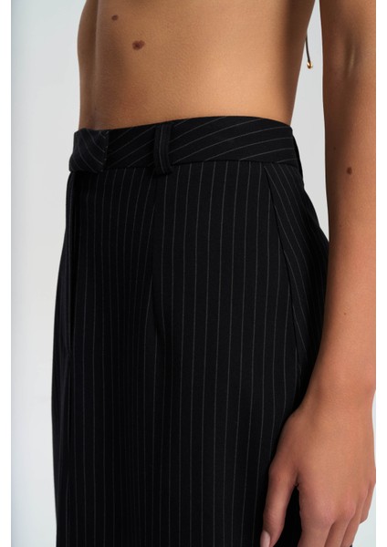 Bruno Çizgili Lacivert Etek