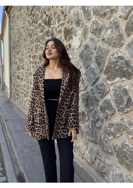 Oversize Astarlı Leopar Ceket modelleri