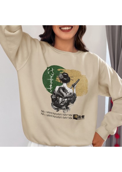 Kadın Sweatshirt - Geisha Savaşçı Desenli. Güçlü ve Şık Tasarım