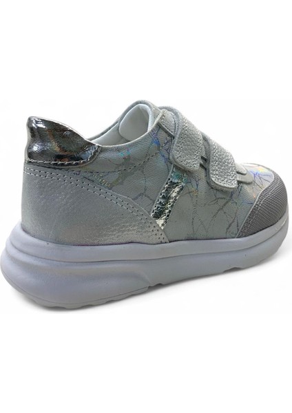 609 Hafif Kız Çocuk Okul Öncesi Deri Sneaker fırsatları