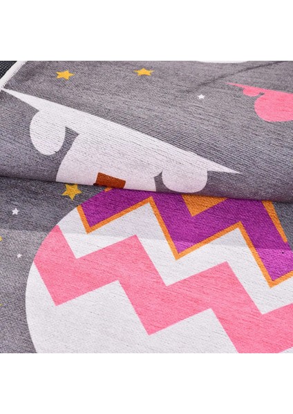 Aigle Figürlü Gri Pamuk ve Polyester Kaydırmaz Taban Dijital Baskı Çocuk Halısı fırsatları