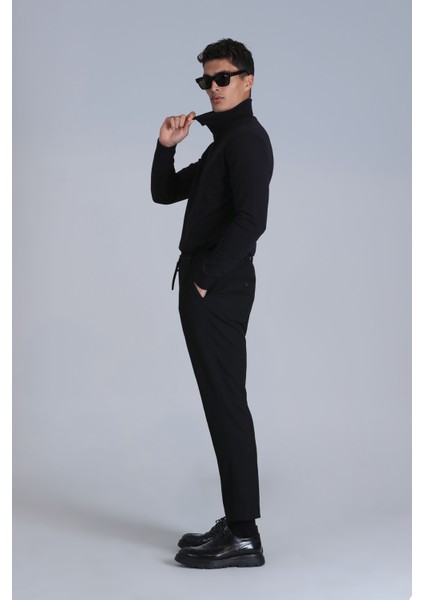 Soıl Erkek Kazak Siyah