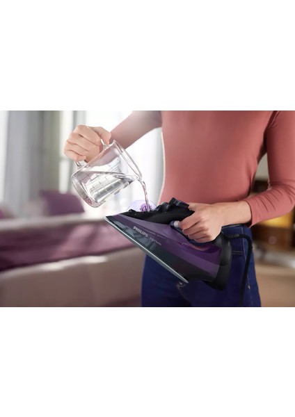 2400W Buharlı Ütü Beyaz, Pratik ve Güçlü Temizlik Sihirbazı