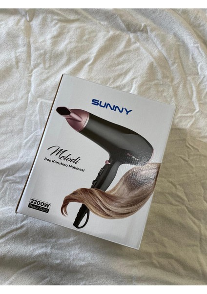 Siyah Renkli Hızlı ve Güçlü Saç Kurutma ve Fön Makinesi indirimleri