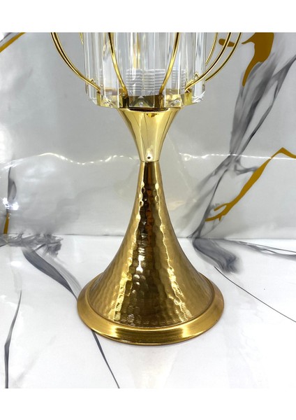 Gold Kaplama Konik Metal Ayaklı Kristal Küre Cam Taşlı Şapkalı Modern Abajur Modelleri modelleri