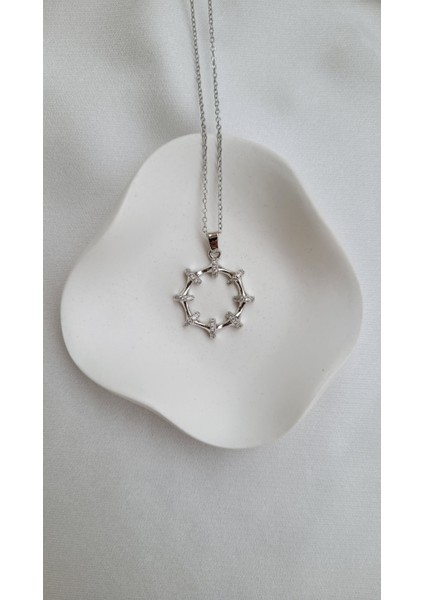 Gümüş Zirkon Taşlı Zarif Yuvarlak Çelik Kolye fiyatları