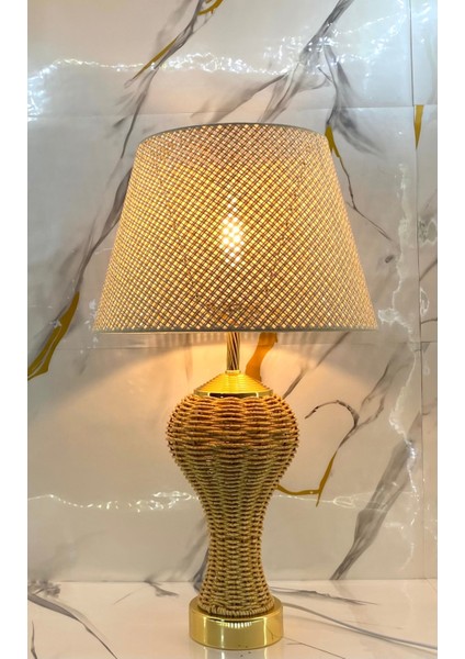 Metal ve Hasır Örme Ayaklı Açık Krem Hazeran Şapkalı Modern Abajur Modelleri