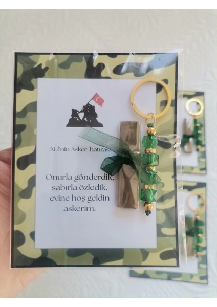 100 Adet Kişiye Özel Asker Kına Hatırası Dağıtmalık Hediyelik Yeşil Anahtarlık ve Paketlenmiş Kına