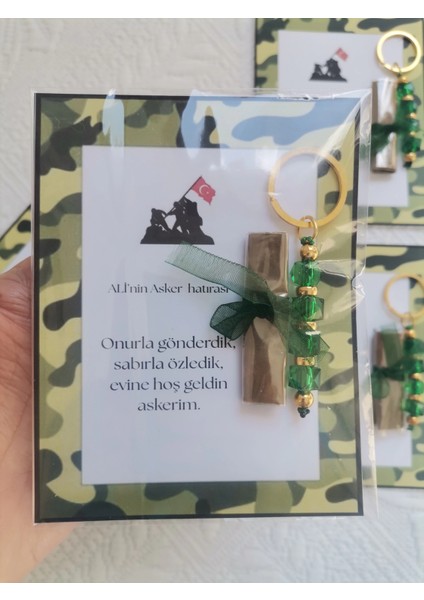 100 Adet Kişiye Özel Asker Kına Hatırası Dağıtmalık Hediyelik Yeşil Anahtarlık ve Paketlenmiş Kına