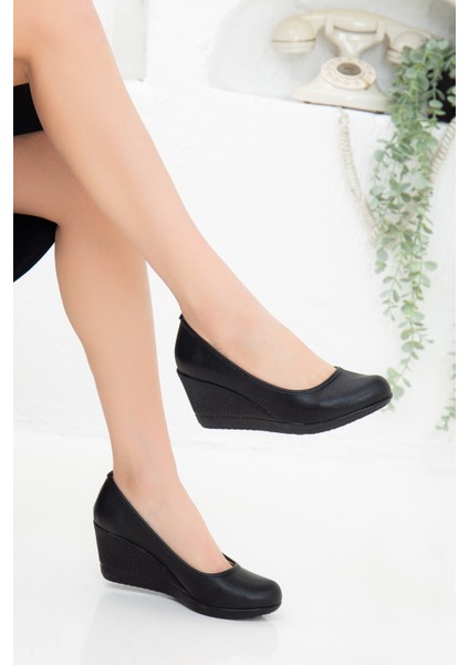 Dolgu Taban Suni Deri Ortopedik Siyah Kadın Dolgu Topuklu Ayakkabı fiyatları