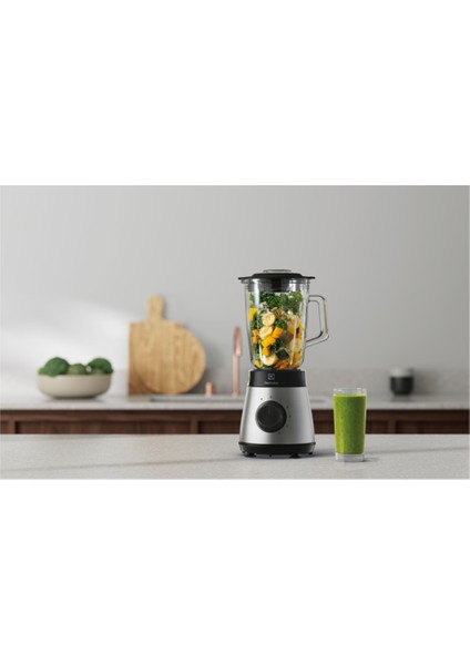 Şık 4 Cam Sürahili Blender, 800W Güç, Çoklu Hız Ayarı, Modern Tasarım fiyatları