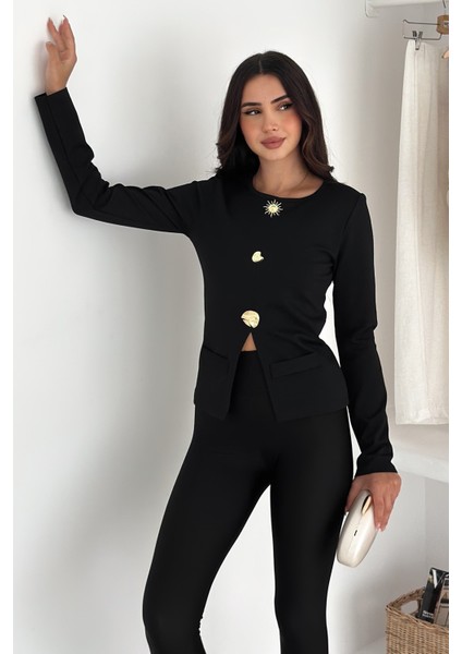 Kadın Düğme Detaylı Cepli Bluz – Karakterli & Modern Stil fiyatları