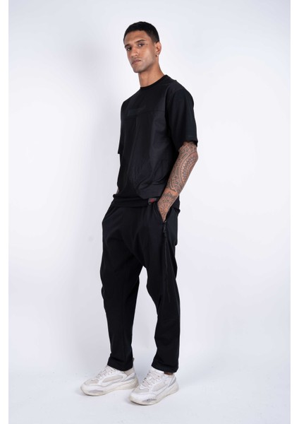 Kısa Kollu Baskılı, Kumaş Kombinasyonlu Siyah Pamuklu T-Shirt modelleri