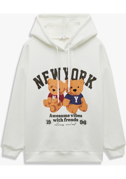 Ayı Baskılı Şardonlu Kapüşonlu Oversize Sweatshirt modelleri